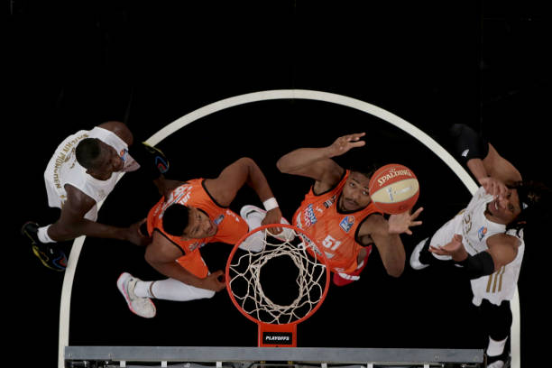 授予那些为 授予那些为