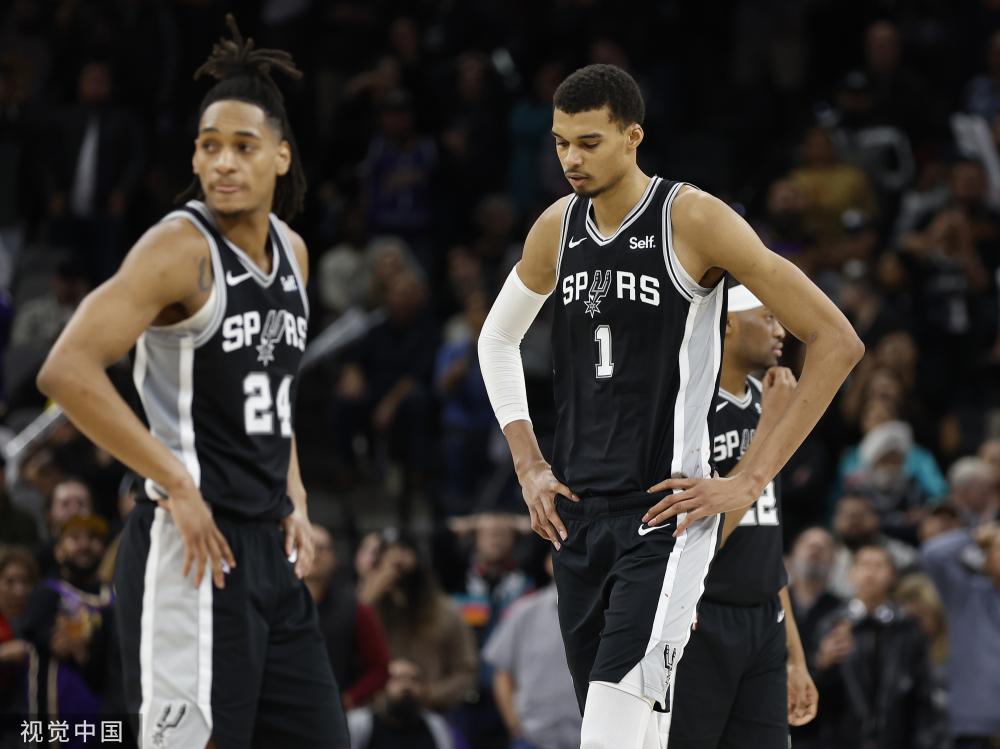 不仅在少数 不仅在少数