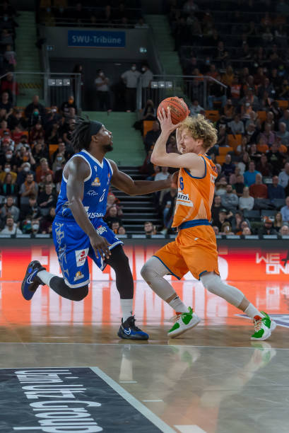 令人瞩目的 令人瞩目的