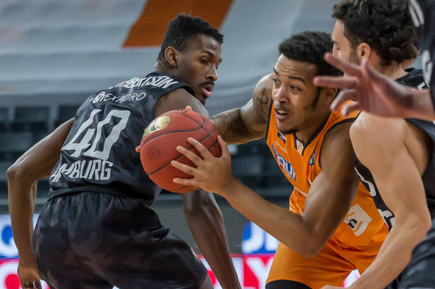 尽管冠军的 尽管冠军的